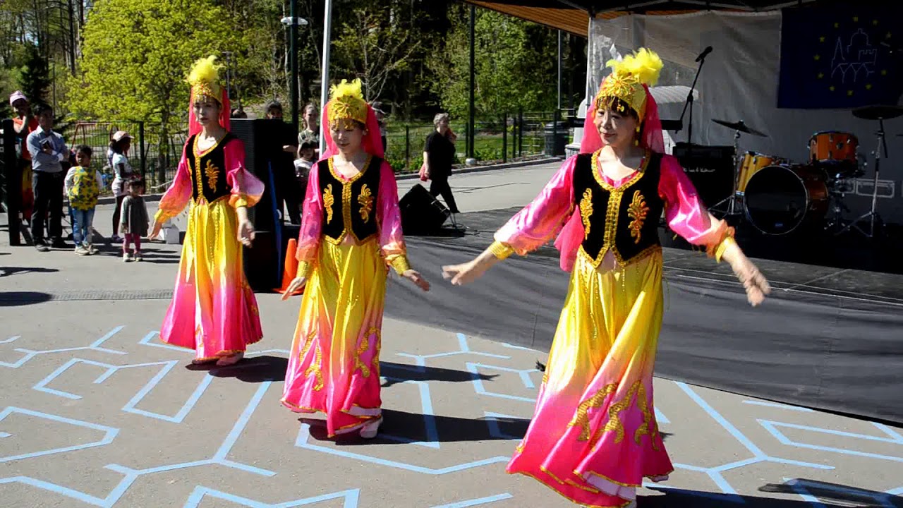 Suvelan basaari yhdisti alueen asukkaita 12.5.2018