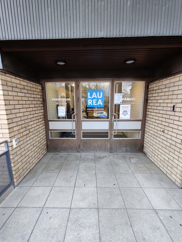 Main entrance of the Hyvinkää campus