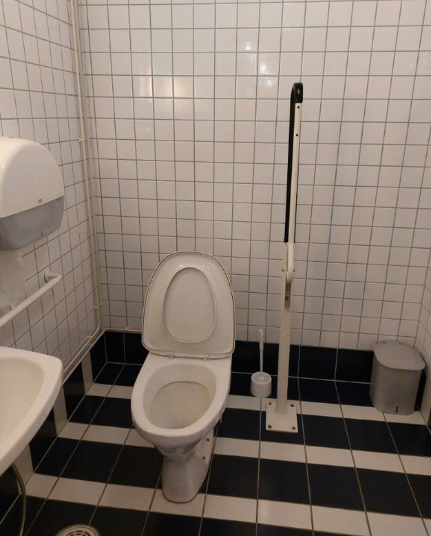 Otaniemi campus accessible toilet